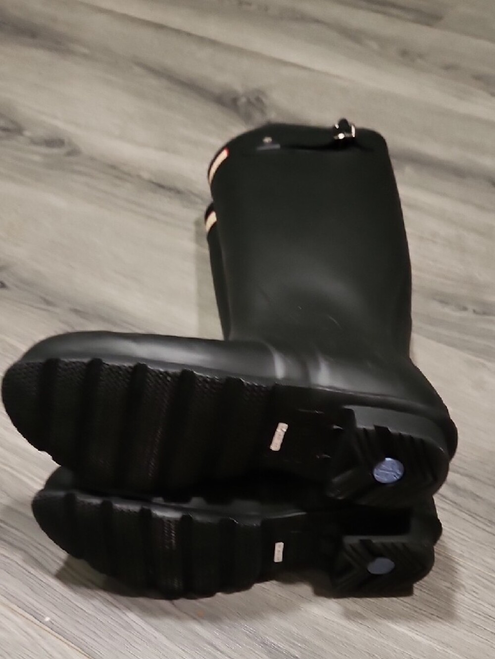 Hunter Black Matte Rain Boots - Picture 6 of 8